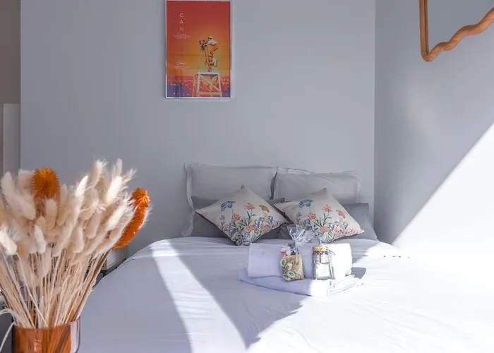 Rue Hoche By Halldis アパート カンヌ